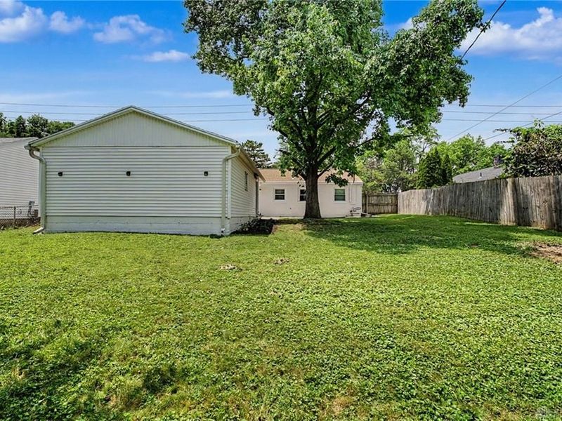 2270 Russet Avenue, Dayton, OH 45420 Photo 34