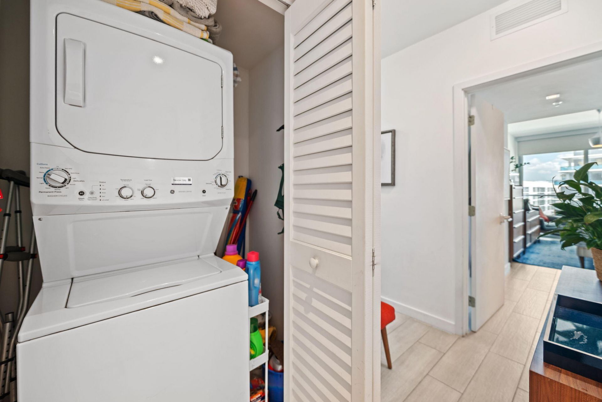 1600 SW 1st Avenue, Unit 702, Miami, FL 33129 Photo