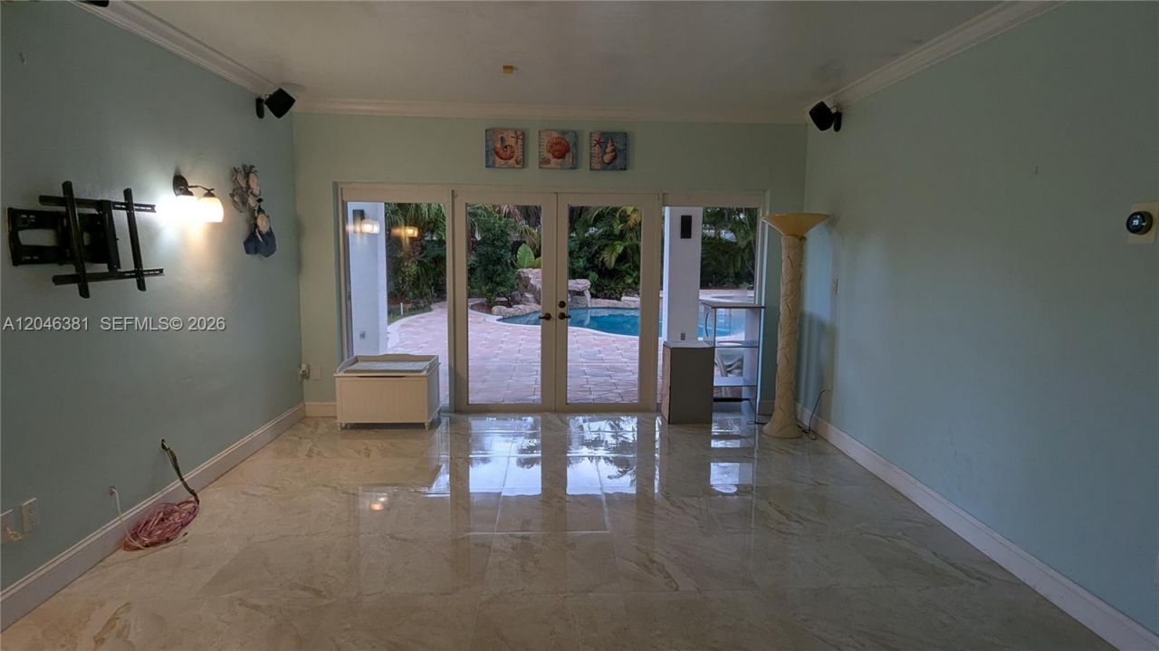 10442 SW 114th St , Miami, FL 33176 Photo