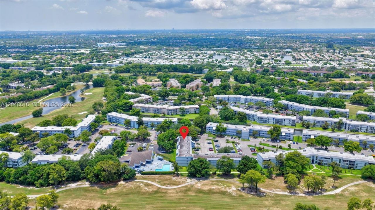 8390 Sands Point Blvd , Unit F210, Tamarac, FL 33321 Photo