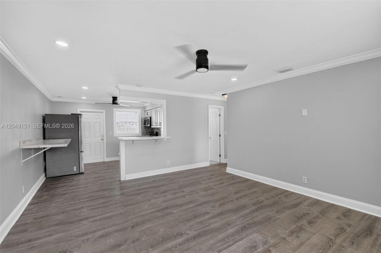 824 Bayberry Dr, Unit Front, Lake Park, FL 33403 Photo