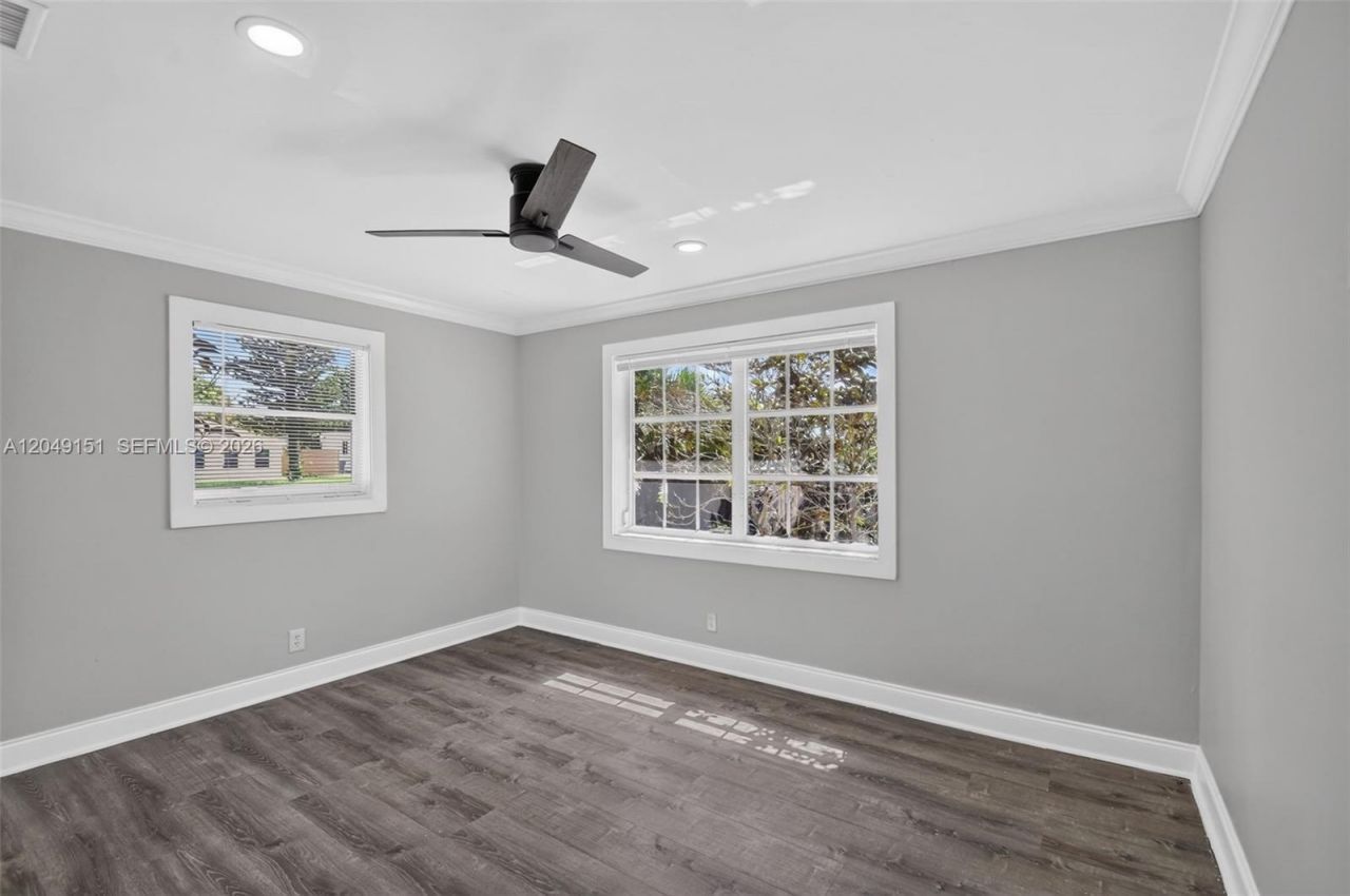 824 Bayberry Dr, Unit Front, Lake Park, FL 33403 Photo