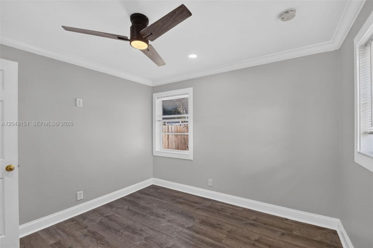 824 Bayberry Dr, Unit Front, Lake Park, FL 33403 Photo