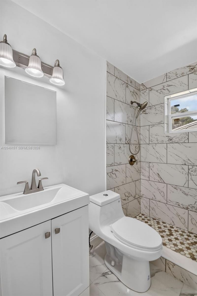 824 Bayberry Dr, Unit Front, Lake Park, FL 33403 Photo