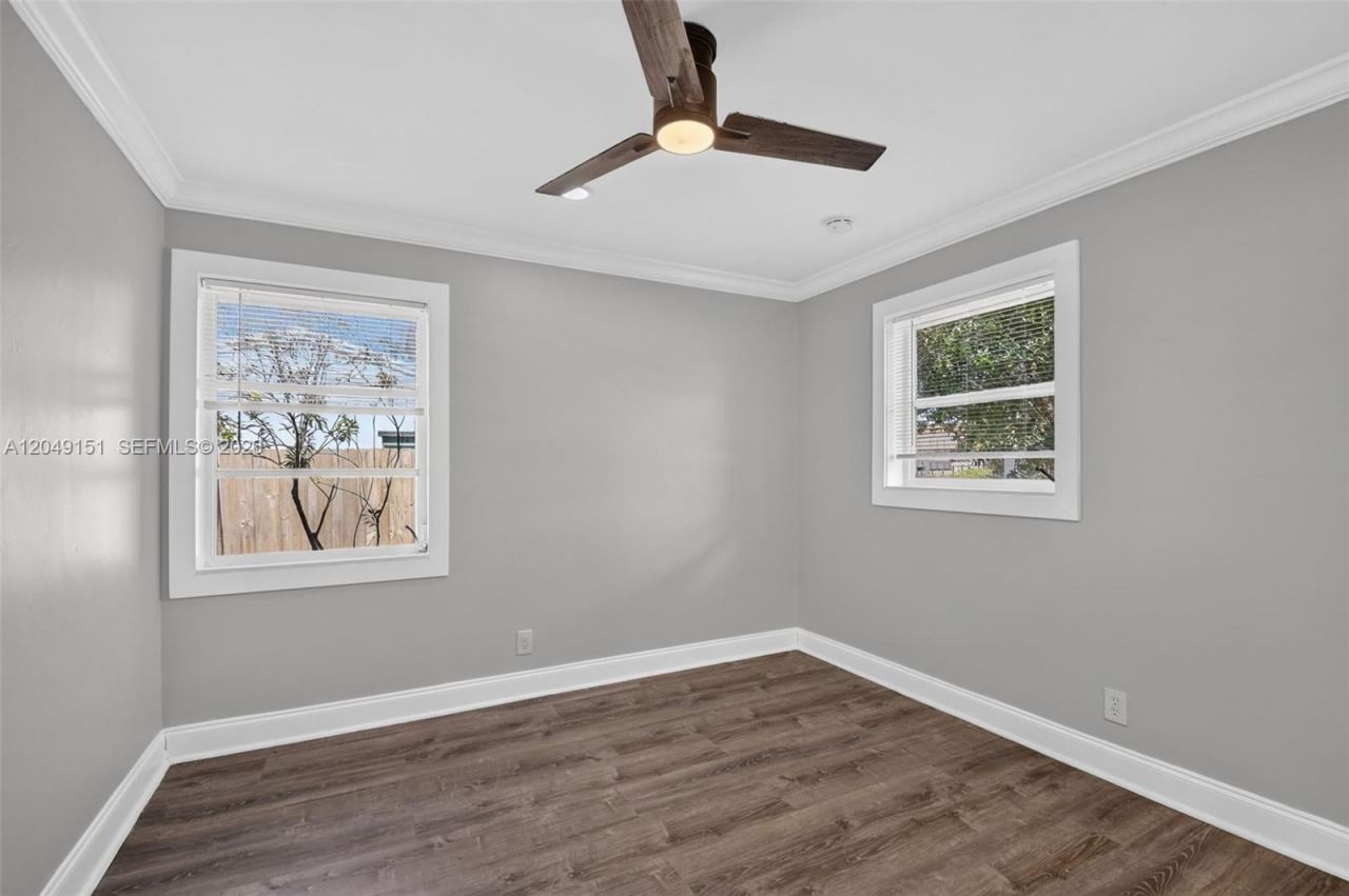 824 Bayberry Dr, Unit Front, Lake Park, FL 33403 Photo