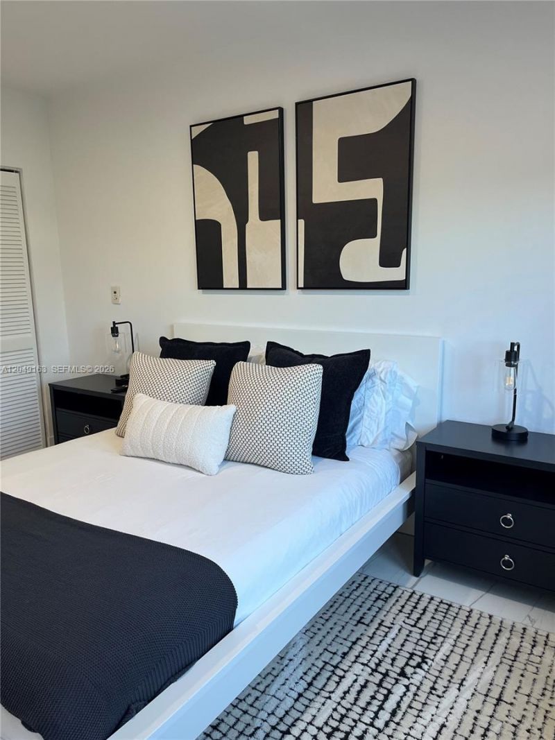 2301 Collins Ave , Unit 326, Miami Beach, FL 33139 Photo