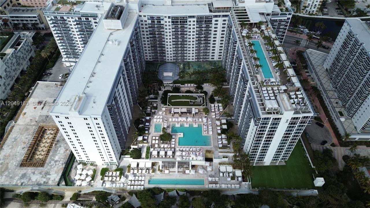 2301 Collins Ave , Unit 326, Miami Beach, FL 33139 Photo