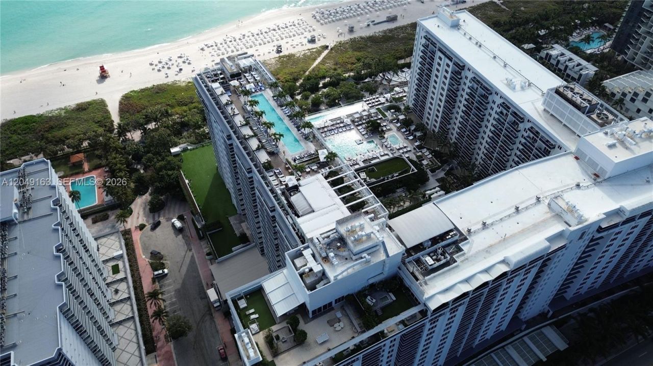 2301 Collins Ave , Unit 326, Miami Beach, FL 33139 Photo