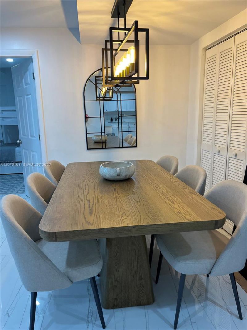 2301 Collins Ave , Unit 326, Miami Beach, FL 33139 Photo
