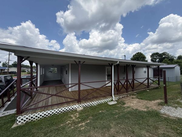 2938 Mckenzie Ave , Flatwoods, KY 41129
