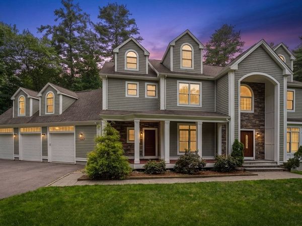 24 Wayside Inn Rd, Framingham, MA 01701