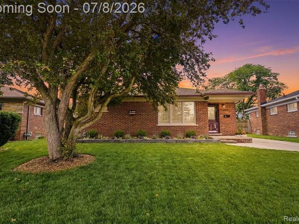 29971 Leona Street, Garden City, MI 48135