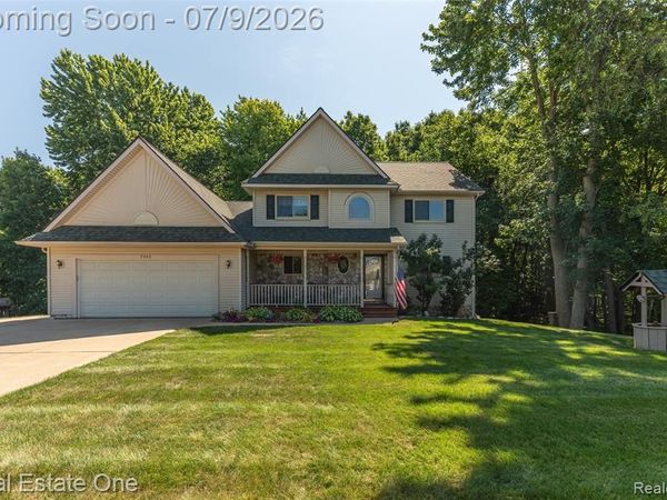 7965 Howard Street, Hamburg Twp, MI 48189