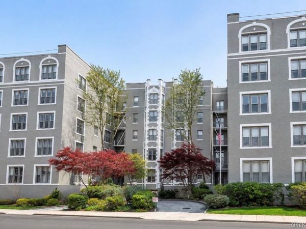 1175 East Broadway , Unit 1G, Hewlett, NY 11557