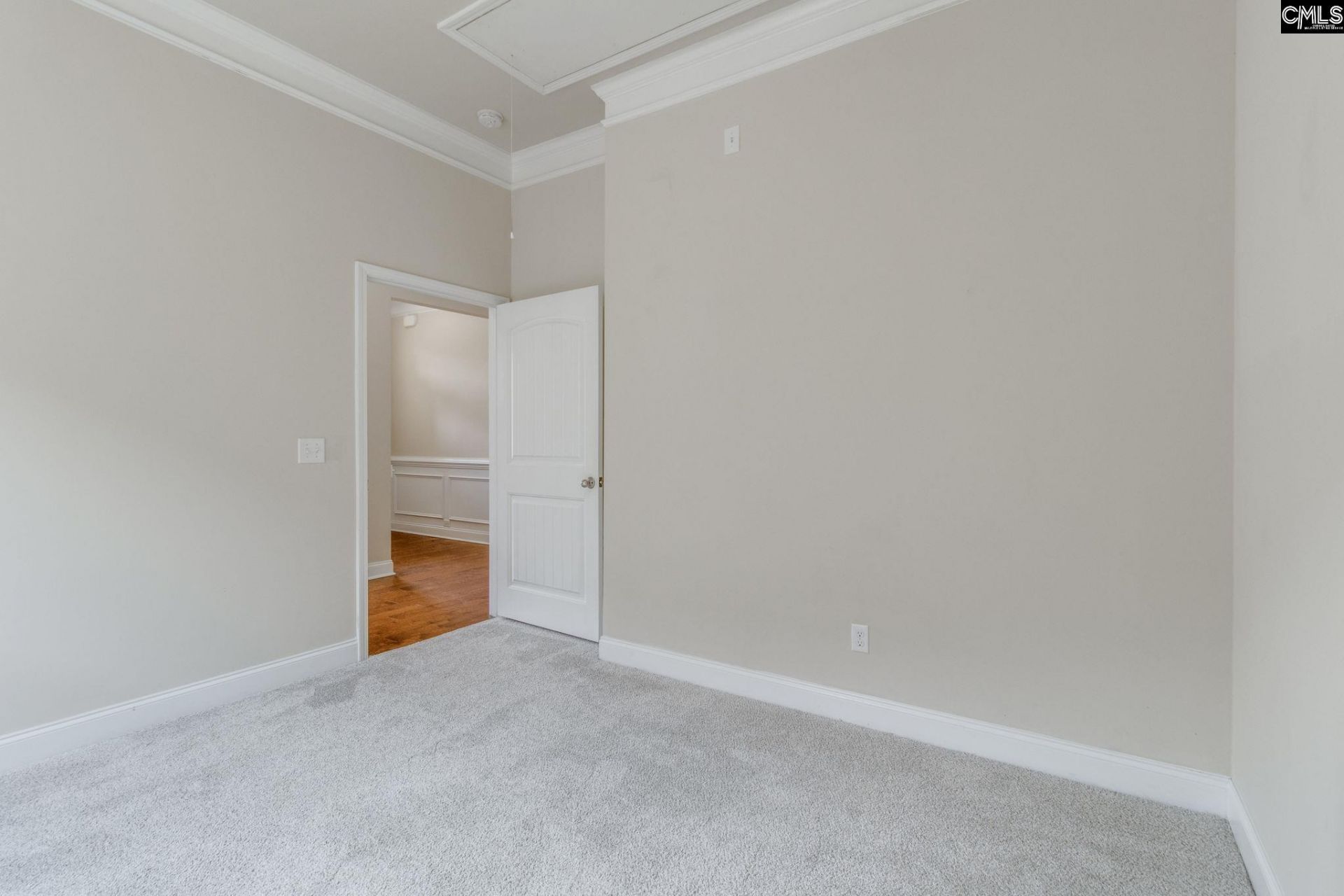664 Scarlet Baby Drive  Photo 26
