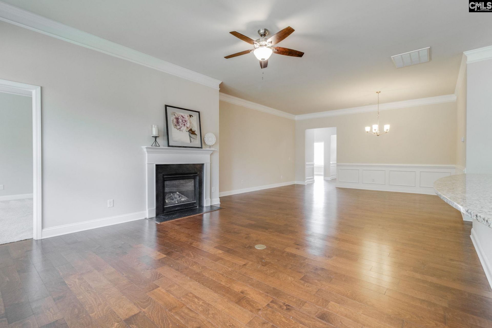664 Scarlet Baby Drive  Photo 9