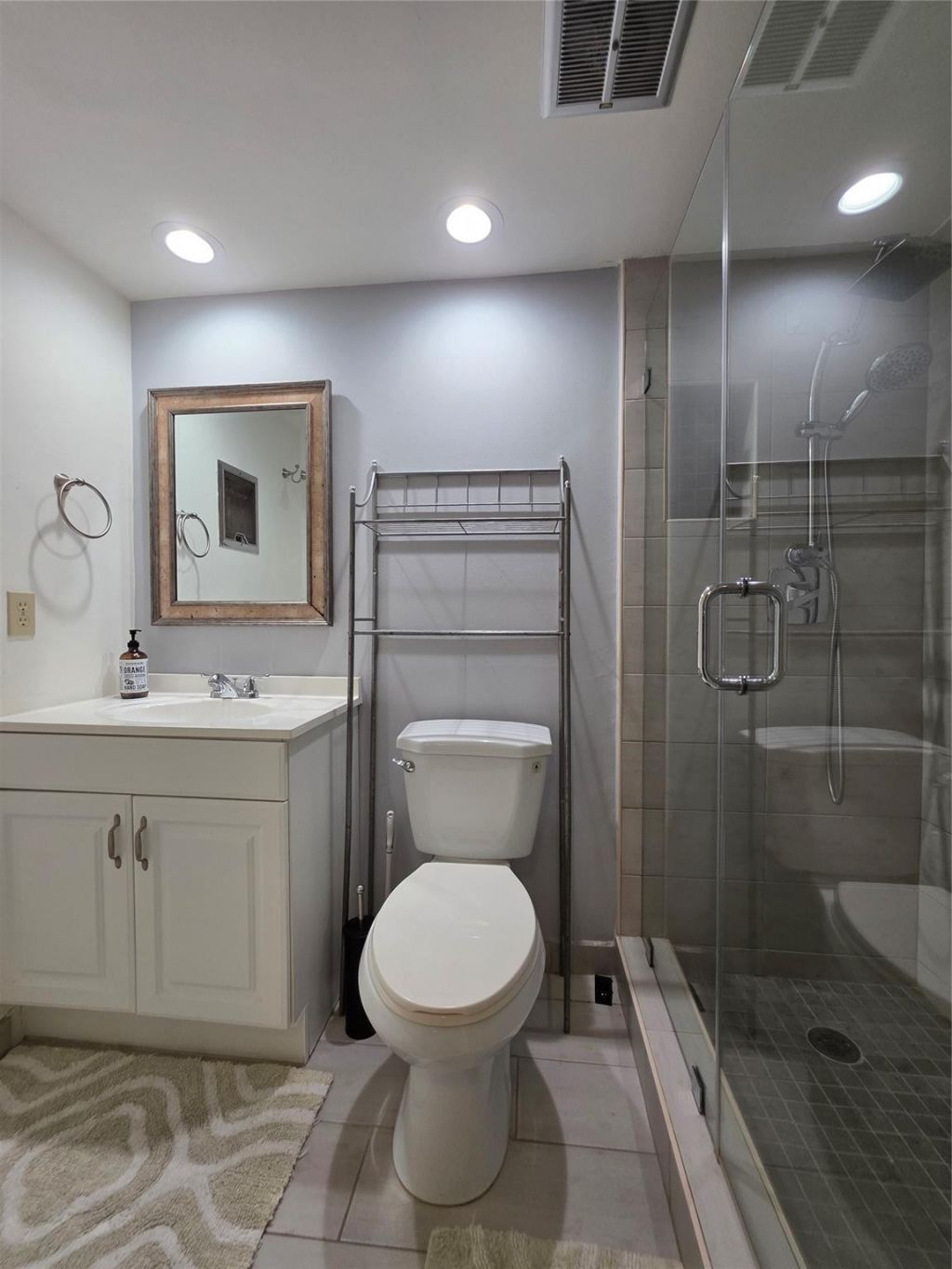 300 Layne Boulevard, Unit 301, Hallandale Beach, FL 33009 Photo