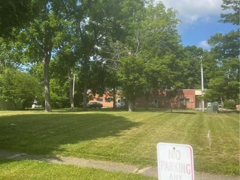 912 Livermore Street, Yellow Springs, OH 45387 Photo 2