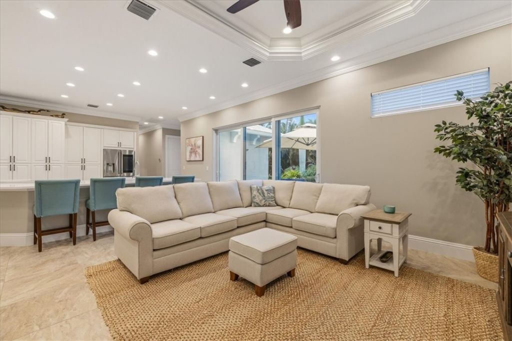 1090 Quail Court Sw, Vero Beach, FL 32968 Photo