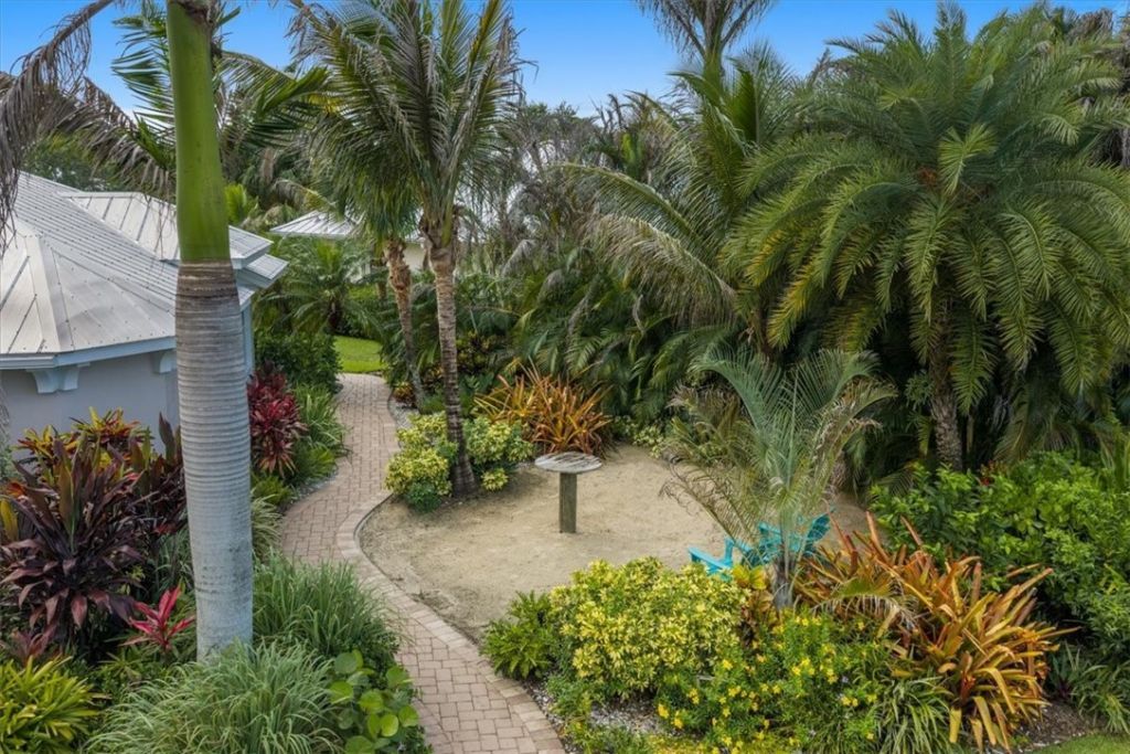 1090 Quail Court Sw, Vero Beach, FL 32968 Photo