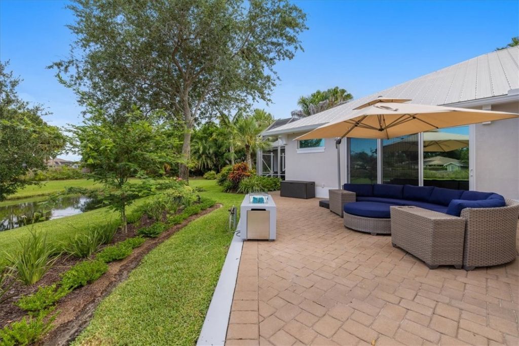 1090 Quail Court Sw, Vero Beach, FL 32968 Photo