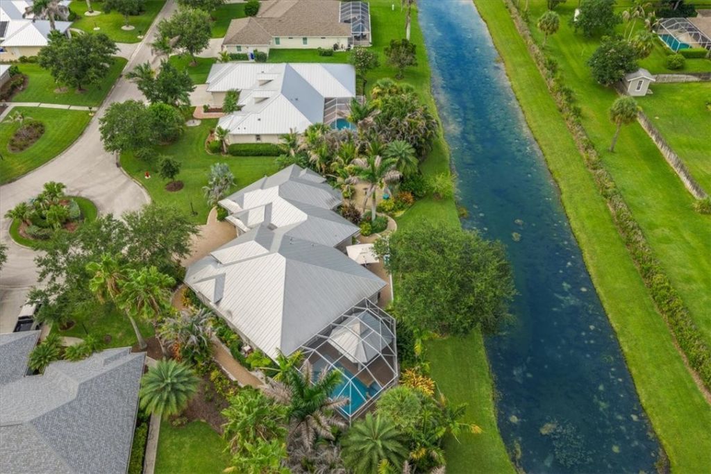 1090 Quail Court Sw, Vero Beach, FL 32968 Photo