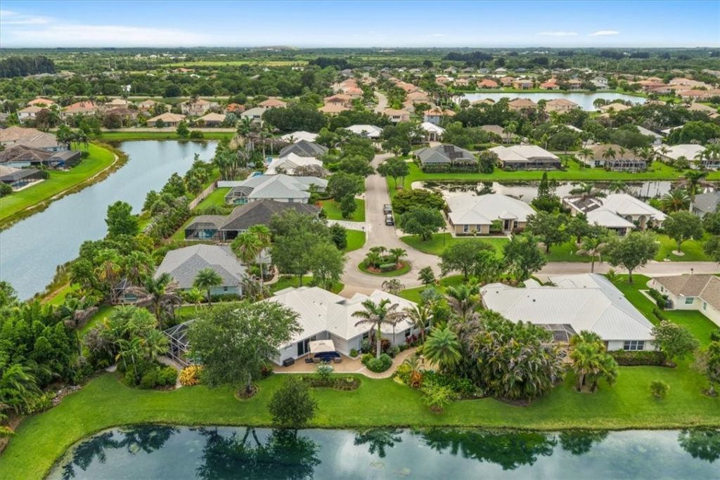 1090 Quail Court Sw, Vero Beach, FL 32968 Photo