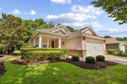 845 Laquinta Loop photo 4