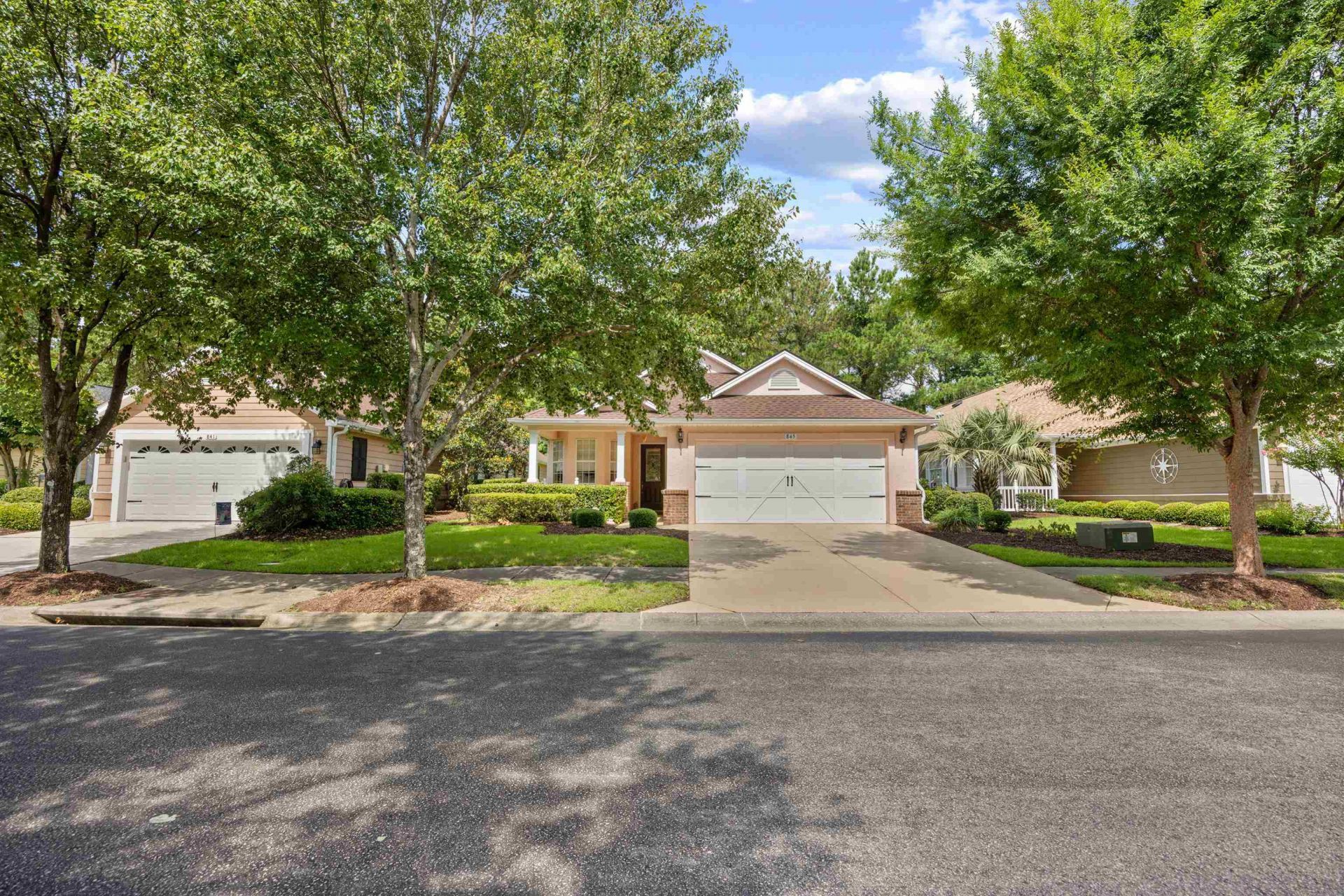 845 Laquinta Loop Photo 43
