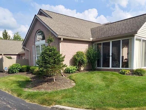 1228 Amberlea Drive E, Unit 19, Columbus, OH 43230