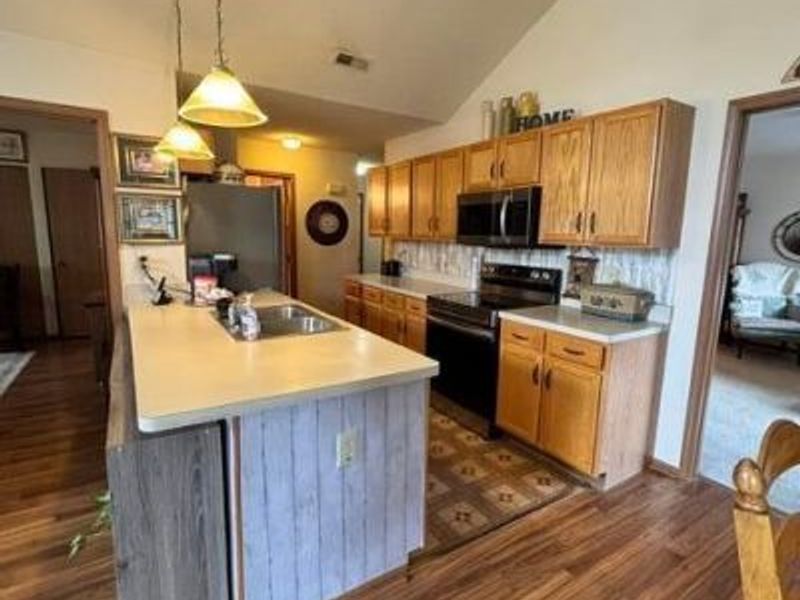 1228 Amberlea Drive E, Unit 19, Columbus, OH 43230 Photo 10