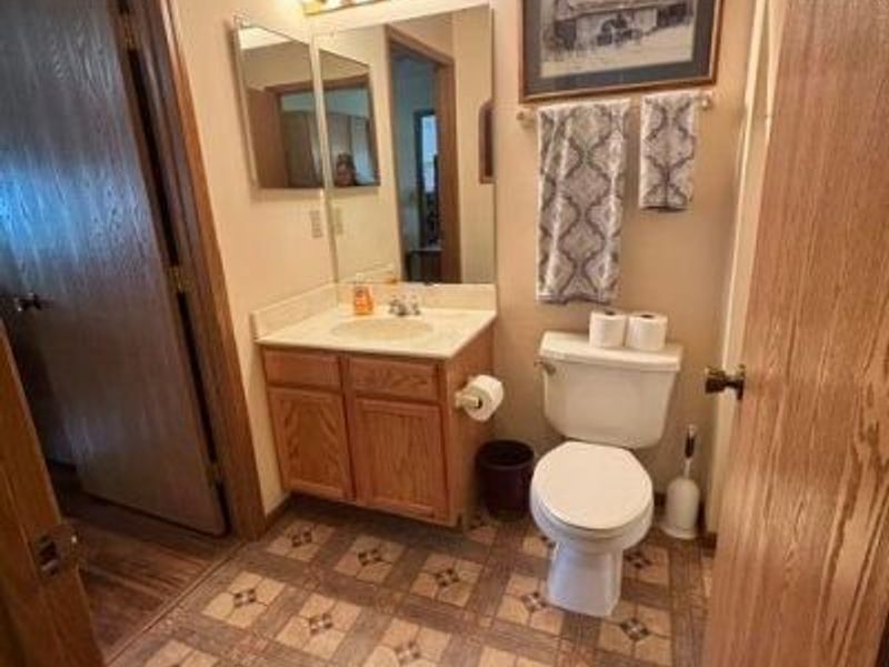 1228 Amberlea Drive E, Unit 19, Columbus, OH 43230 Photo 15