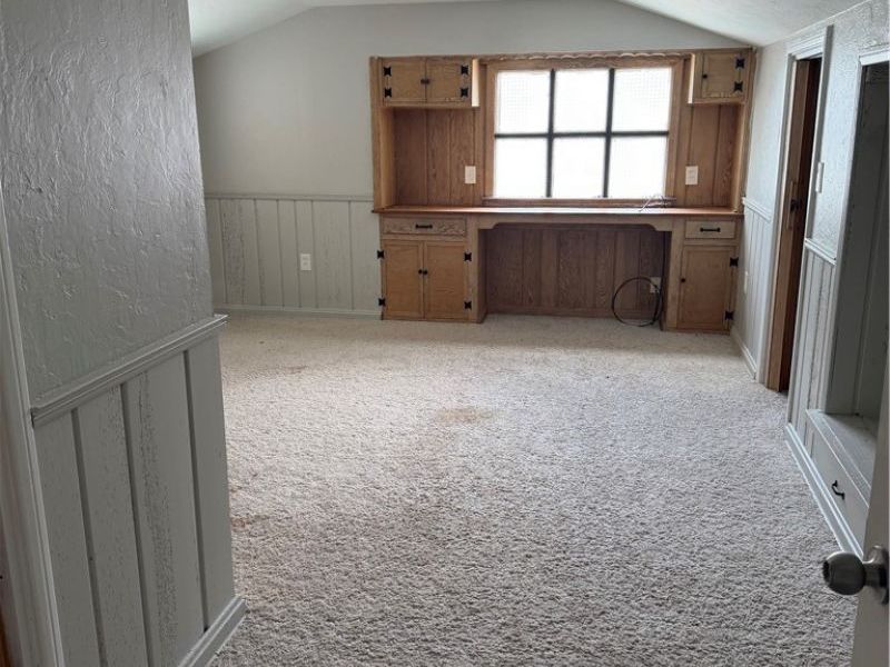 16451 Craigmere Drive, Middleburg Heights, OH 44130 Photo 4