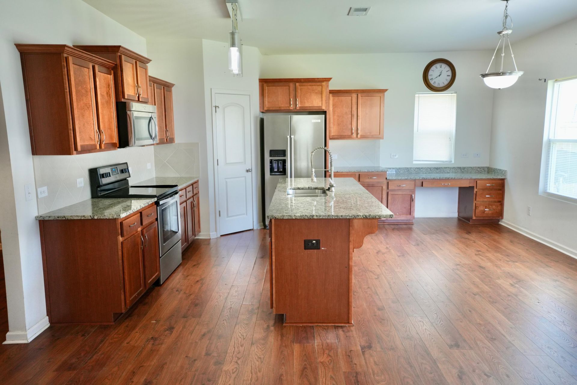 407 Thoroughbred Drive Photo 11