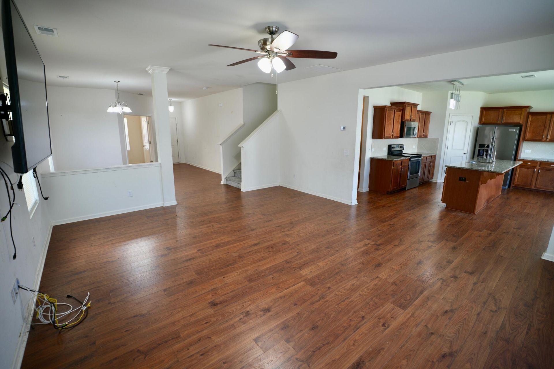 407 Thoroughbred Drive Photo 7