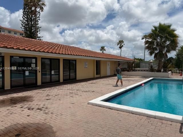 4174 Inverrary Dr , Unit 605, Lauderhill, FL 33319 Photo