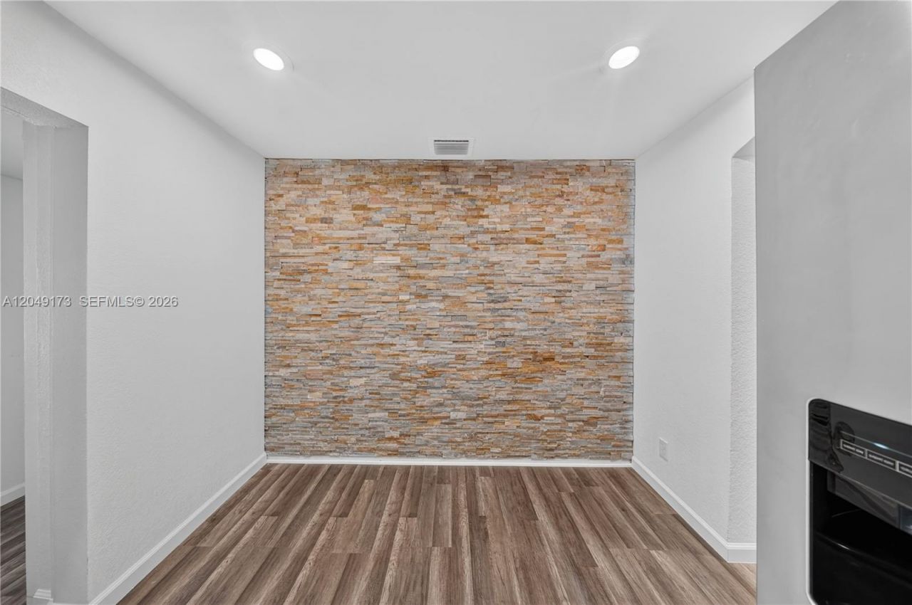 9828 NW 26th Ave, Miami, FL 33147 Photo
