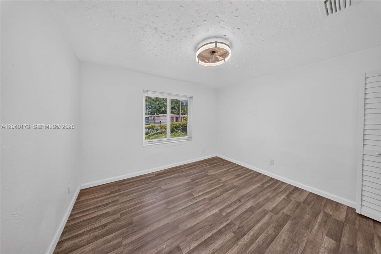 9828 NW 26th Ave, Miami, FL 33147 Photo