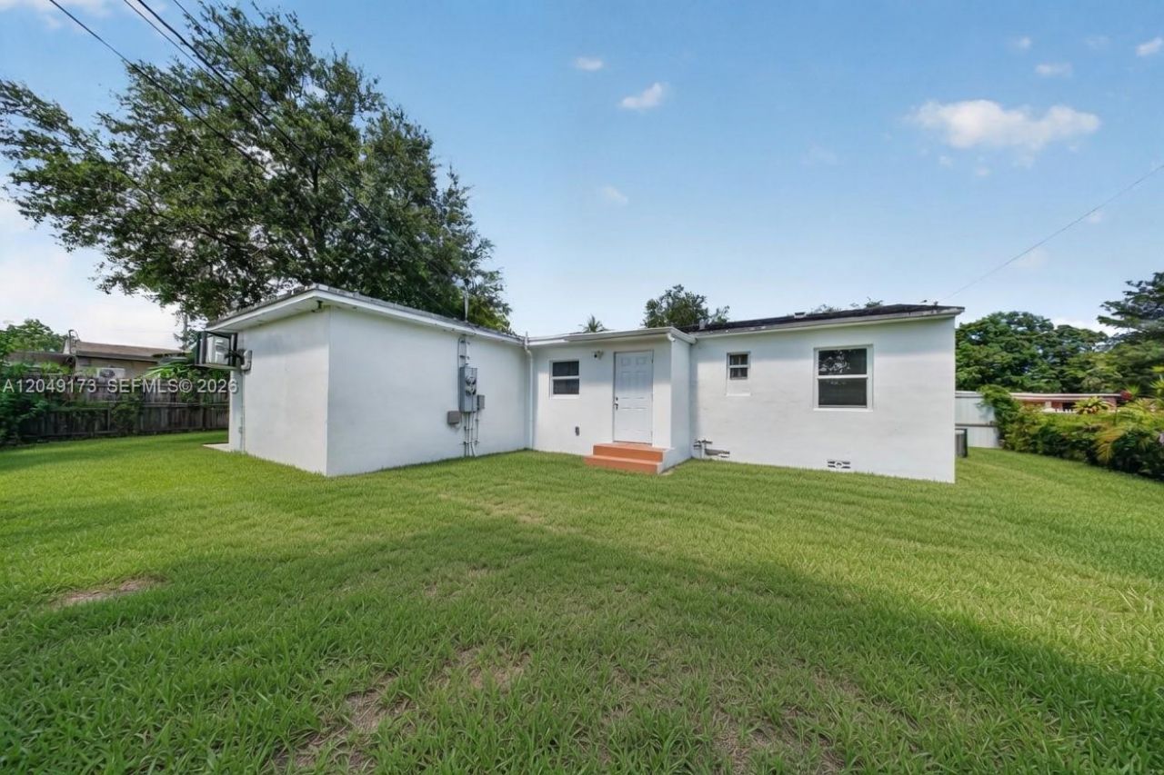 9828 NW 26th Ave, Miami, FL 33147 Photo