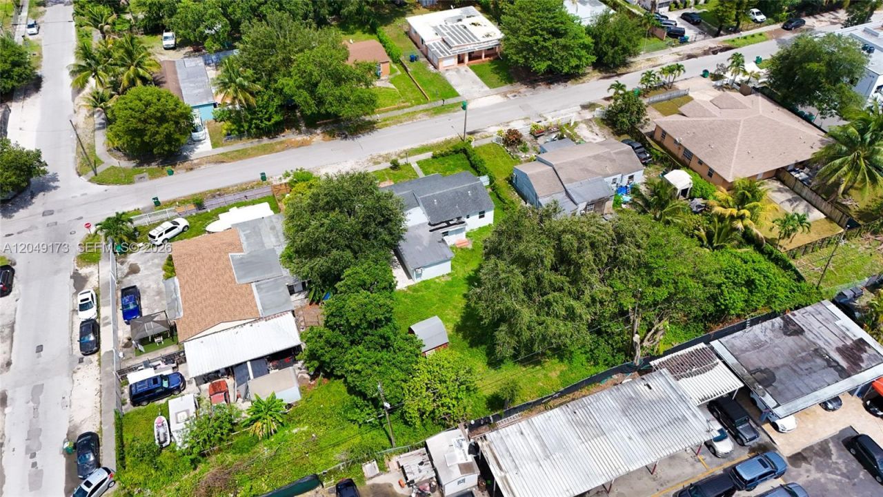 9828 NW 26th Ave, Miami, FL 33147 Photo