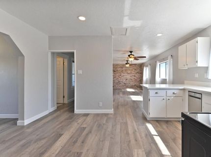 17569 Campbell Ave, Escalon, CA 95320 Photo