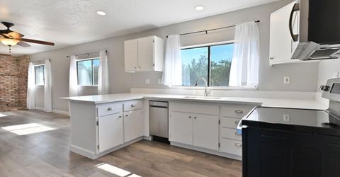 17569 Campbell Ave, Escalon, CA 95320 Photo