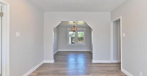 17569 Campbell Ave, Escalon, CA 95320 Photo