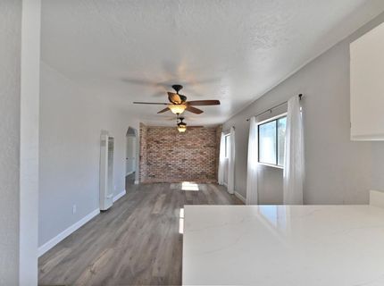 17569 Campbell Ave, Escalon, CA 95320 Photo