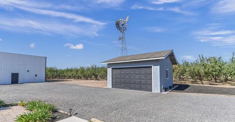 17569 Campbell Ave, Escalon, CA 95320 Photo