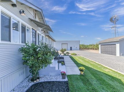 17569 Campbell Ave, Escalon, CA 95320 Photo