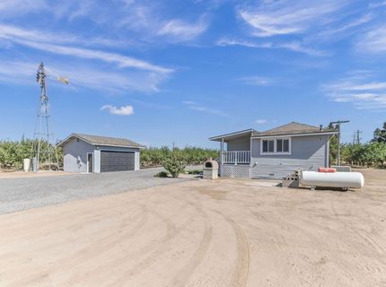17569 Campbell Ave, Escalon, CA 95320 Photo