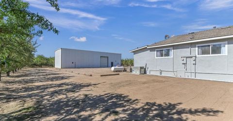 17569 Campbell Ave, Escalon, CA 95320 Photo