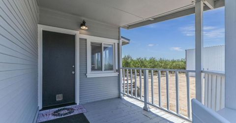 17569 Campbell Ave, Escalon, CA 95320 Photo