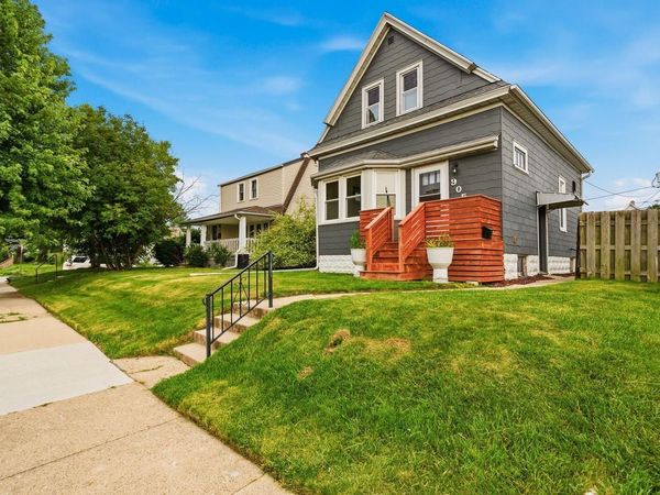 905 Manitoba AVENUE, South Milwaukee, WI 53172